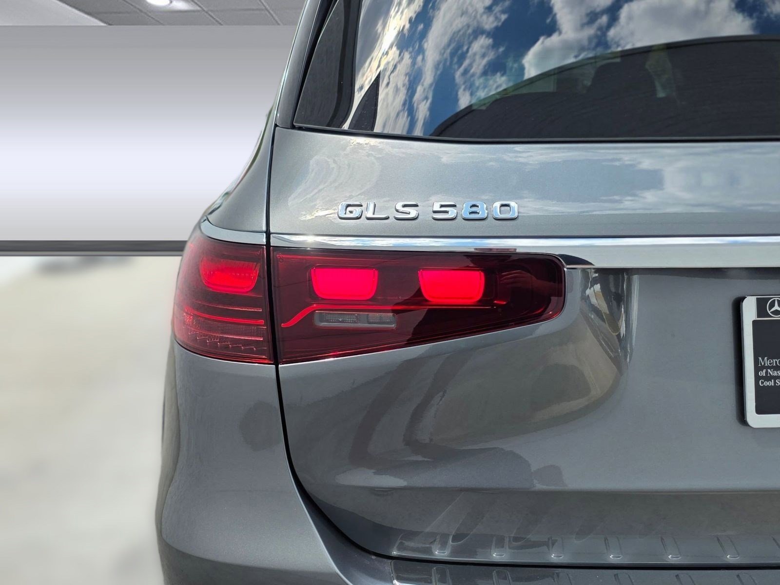 New 2026 Mercedes-Benz GLS 580 4MATIC image 11