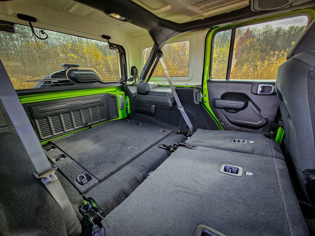 New 2026 Jeep Wrangler Sport image 32