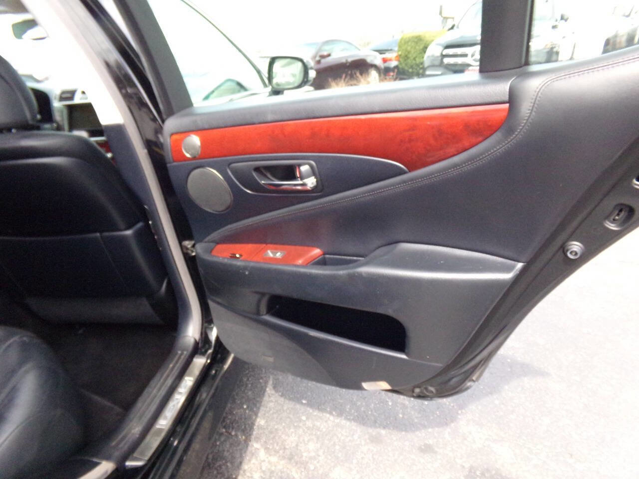 Used 2010 Lexus LS 460 AWD image 18