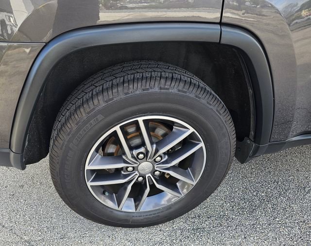 Used 2017 Jeep Grand Cherokee Limited w/ Luxury Group II image 12