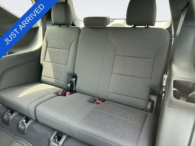 New 2026 Chevrolet Traverse LT w/ Driver Confidence Package FWD image 24