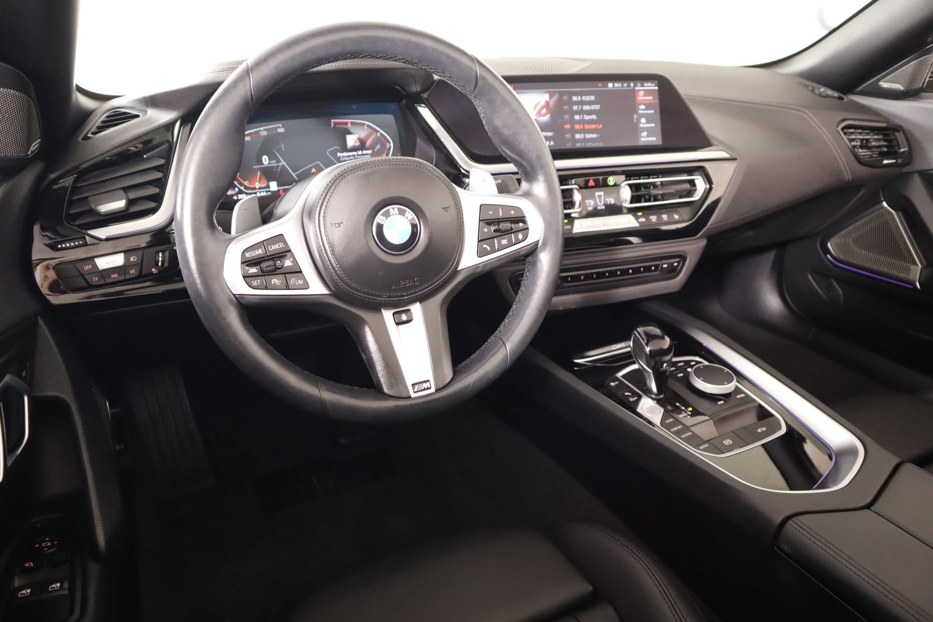 Certified 2023 BMW Z4 sDrive30i w/ Premium Package image 2