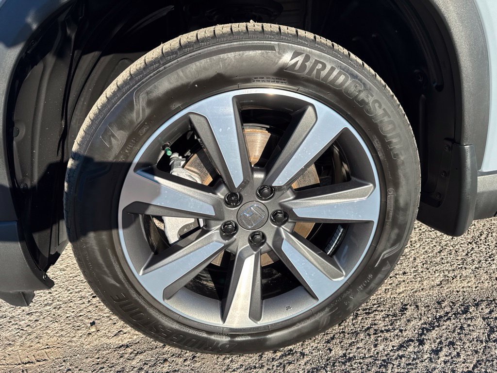 Used 2024 Honda Pilot Elite image 12