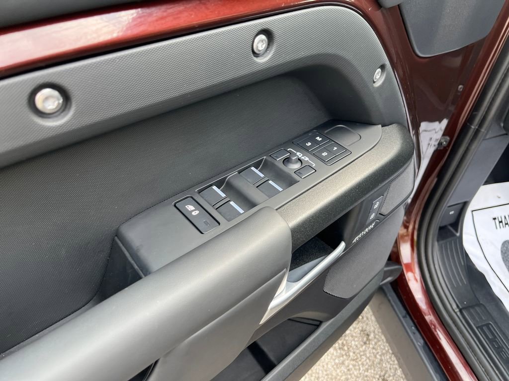 Used 2025 Land Rover Defender 110 Sedona Red Edition image 13