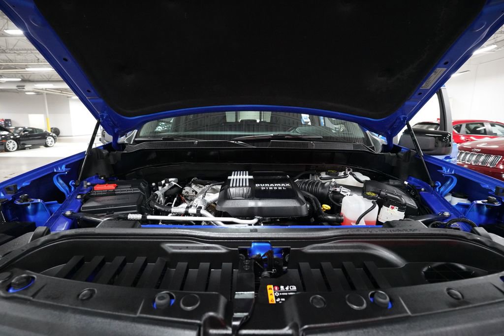 Certified 2025 Chevrolet Silverado 1500 RST image 3