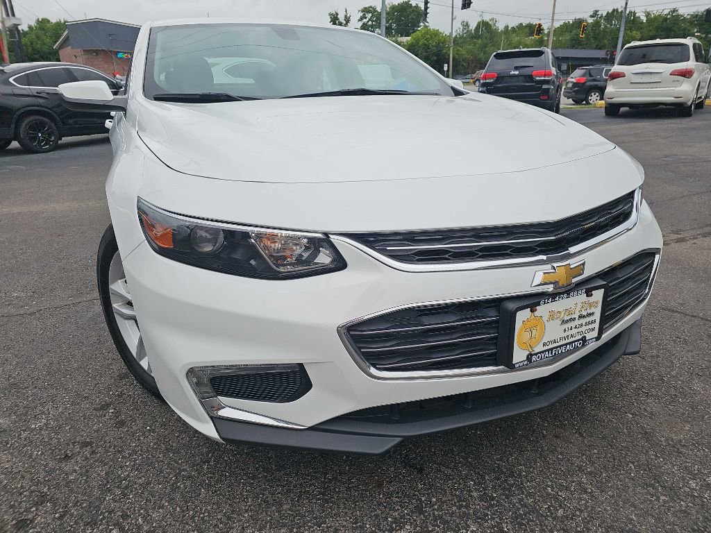 Used 2017 Chevrolet Malibu LT image 5
