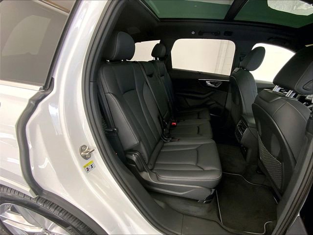 New 2025 Audi Q7 3.0T Premium Plus AWD/4WD image 10