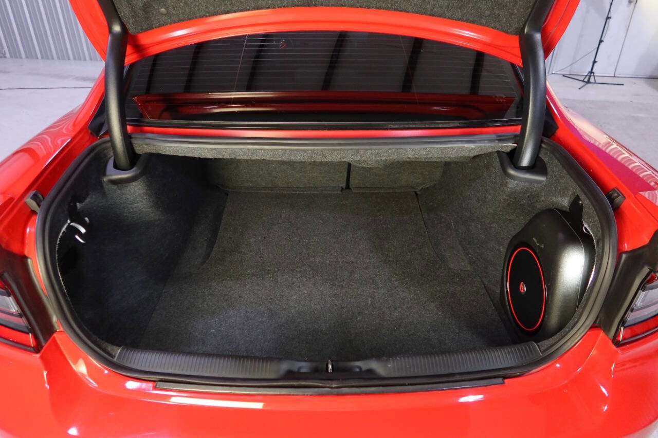 Used 2017 Dodge Charger SXT w/ Rallye Group image 27