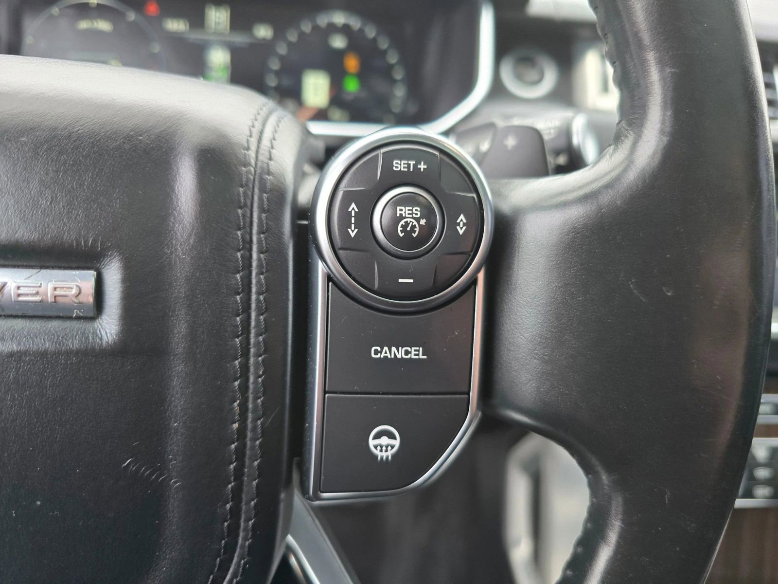 Used 2016 Land Rover Range Rover Supercharged image 24