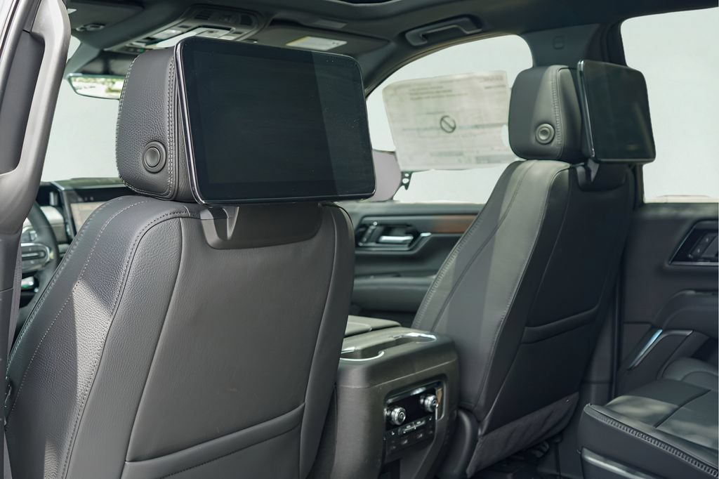 New 2026 GMC Yukon Denali w/ Denali Reserve Package AWD/4WD image 19