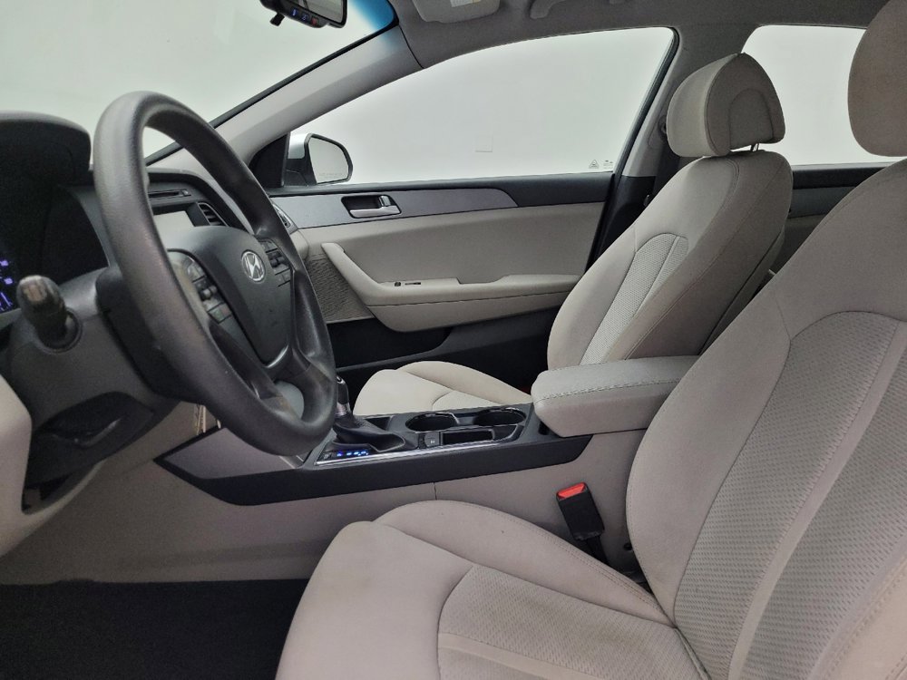 Used 2017 Hyundai Sonata SE image 17