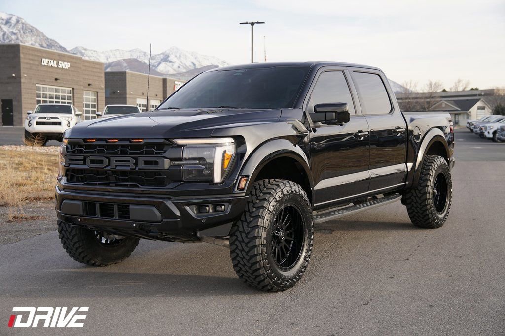 Used 2025 Ford F150 Raptor image 6
