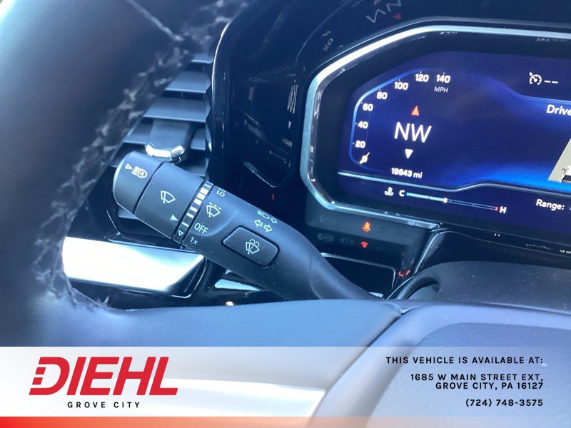 Used 2023 Chevrolet Silverado 1500 LT AWD/4WD image 31