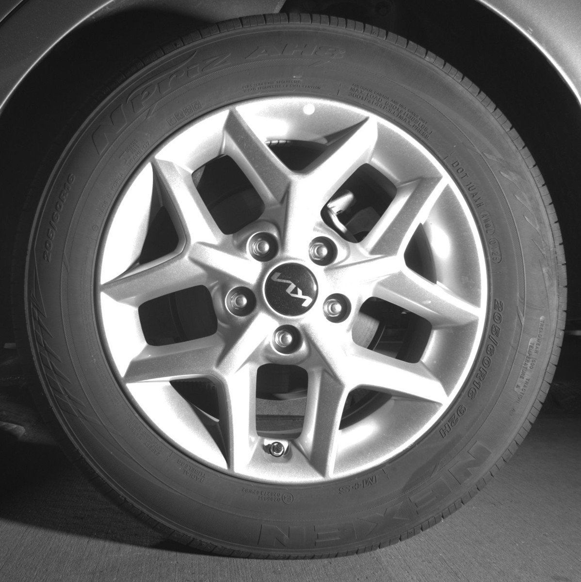 Used 2025 Kia Soul LX w/ LX Technology Package FWD image 14