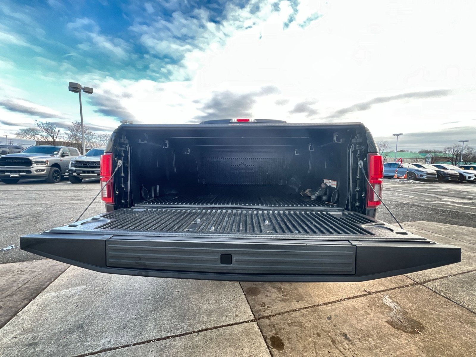 Used 2020 Ford F150 Lariat w/ Equipment Group 502A Luxury image 26