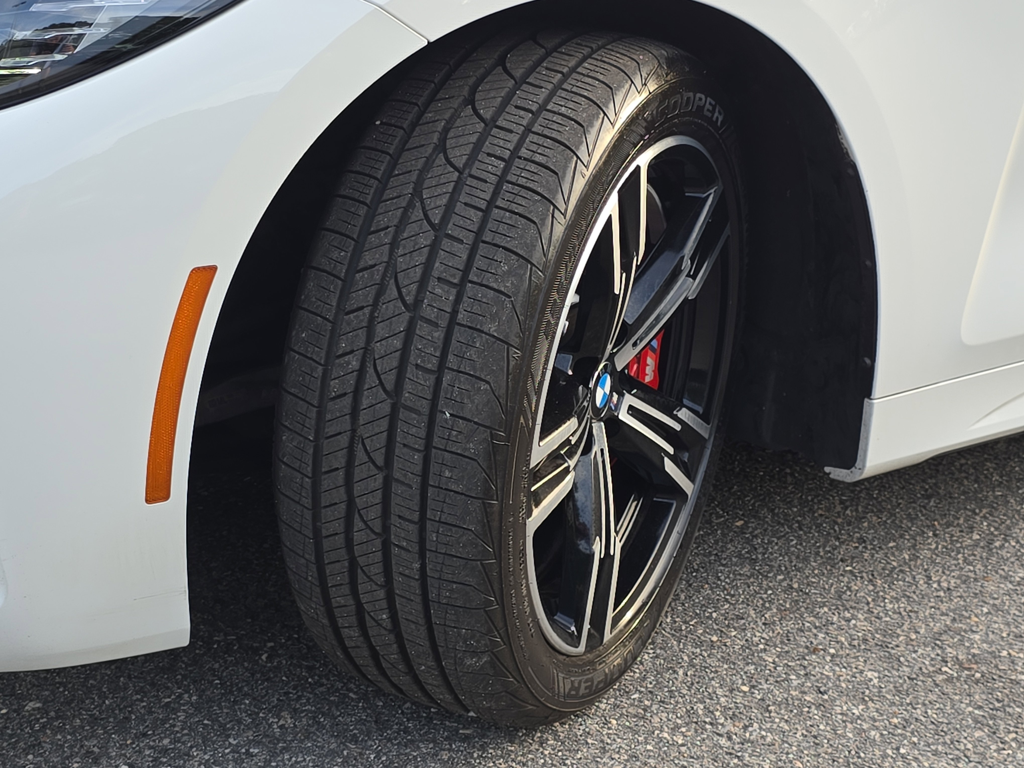 Used 2023 BMW M440i Coupe w/ Premium Package RWD image 32