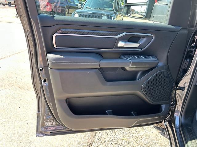 New 2026 RAM 1500 4x4 Crew Cab image 10