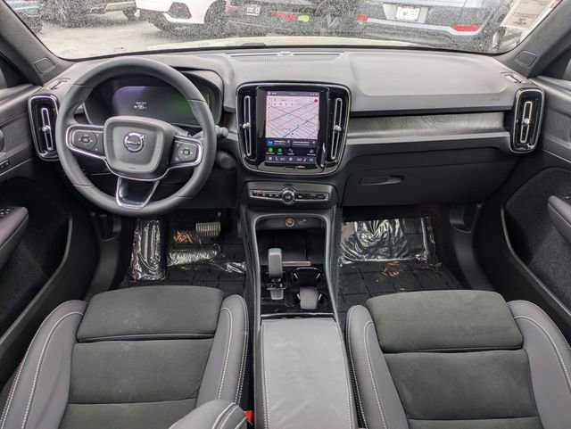 Certified 2023 Volvo C40 P8 Recharge Plus w/ Protection Package Premier AWD/4WD image 25