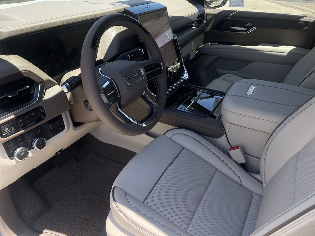 New 2026 GMC Yukon Denali w/ Denali Reserve Package AWD/4WD image 10