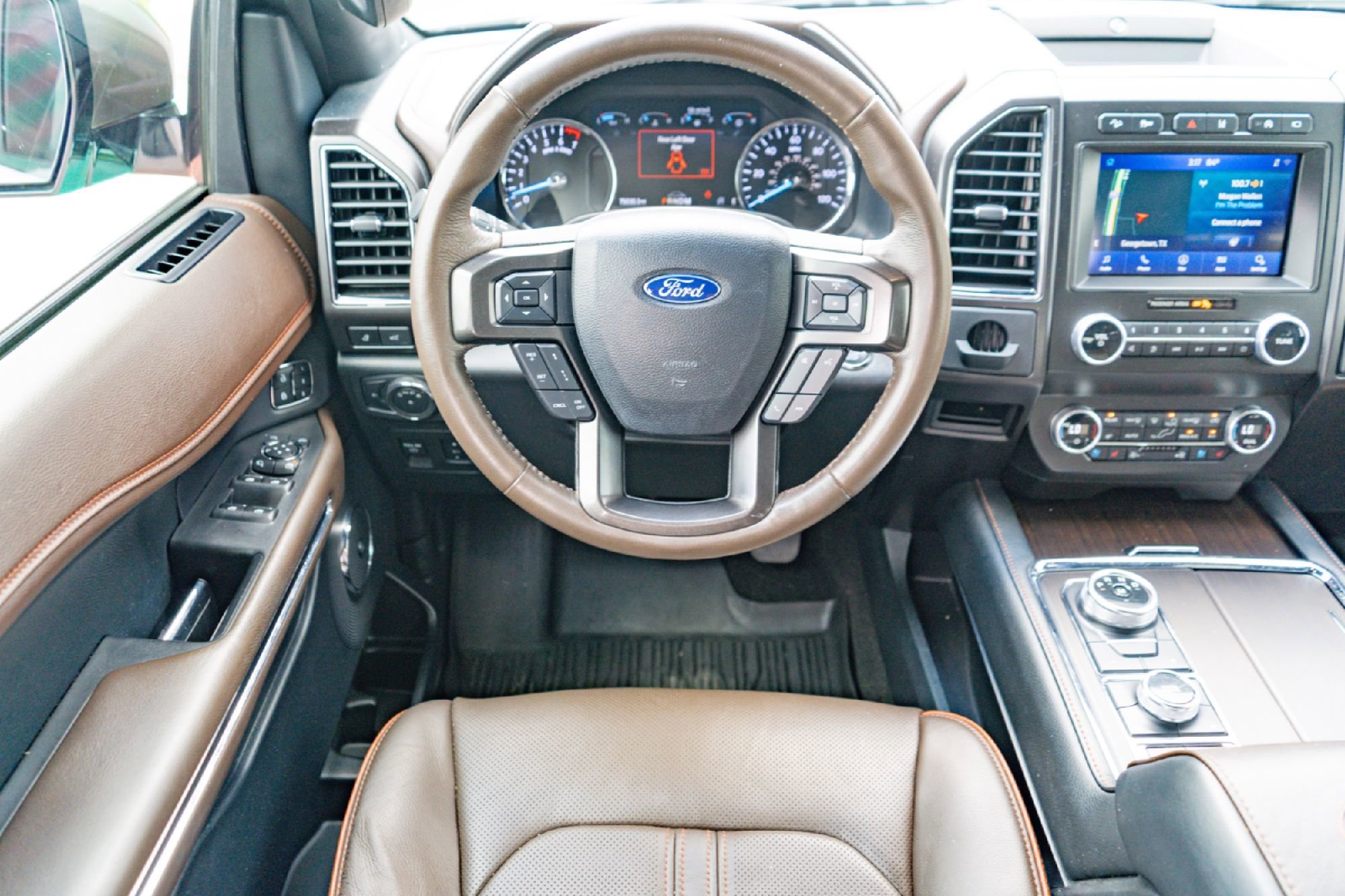 Used 2021 Ford Expedition Max King Ranch w/ Cargo Package AWD/4WD image 22