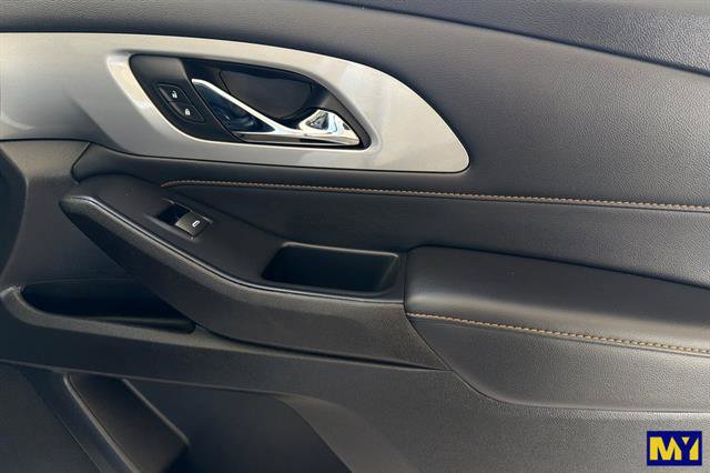 Used 2021 Chevrolet Traverse LS w/ LPO, Cargo Package image 23