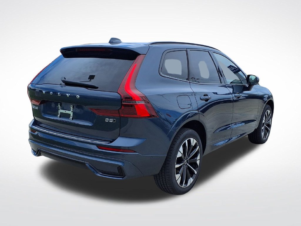 New 2026 Volvo XC60 B5 Plus w/ Protection Package Premier AWD/4WD image 8