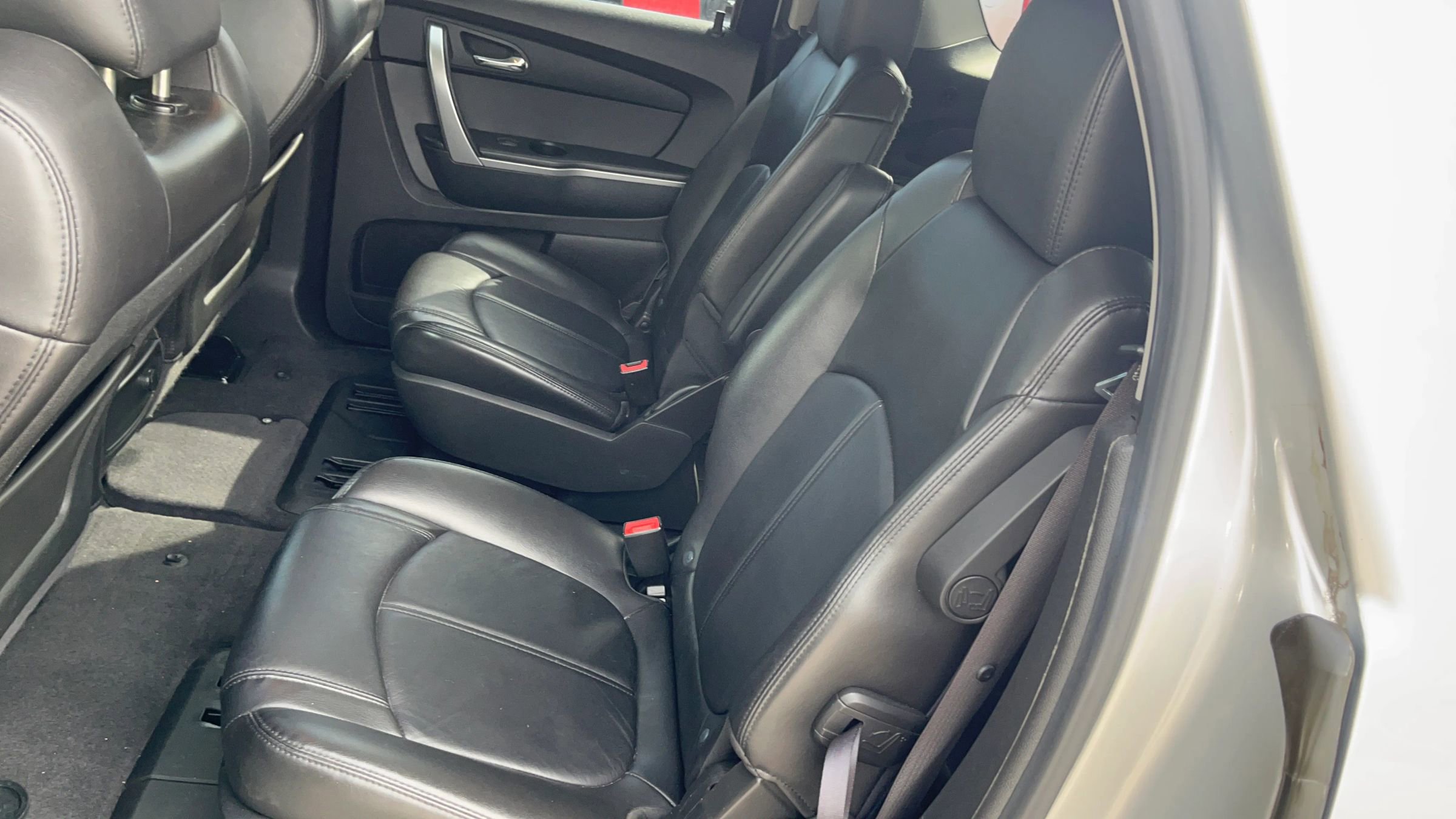 Used 2012 GMC Acadia SLT image 6