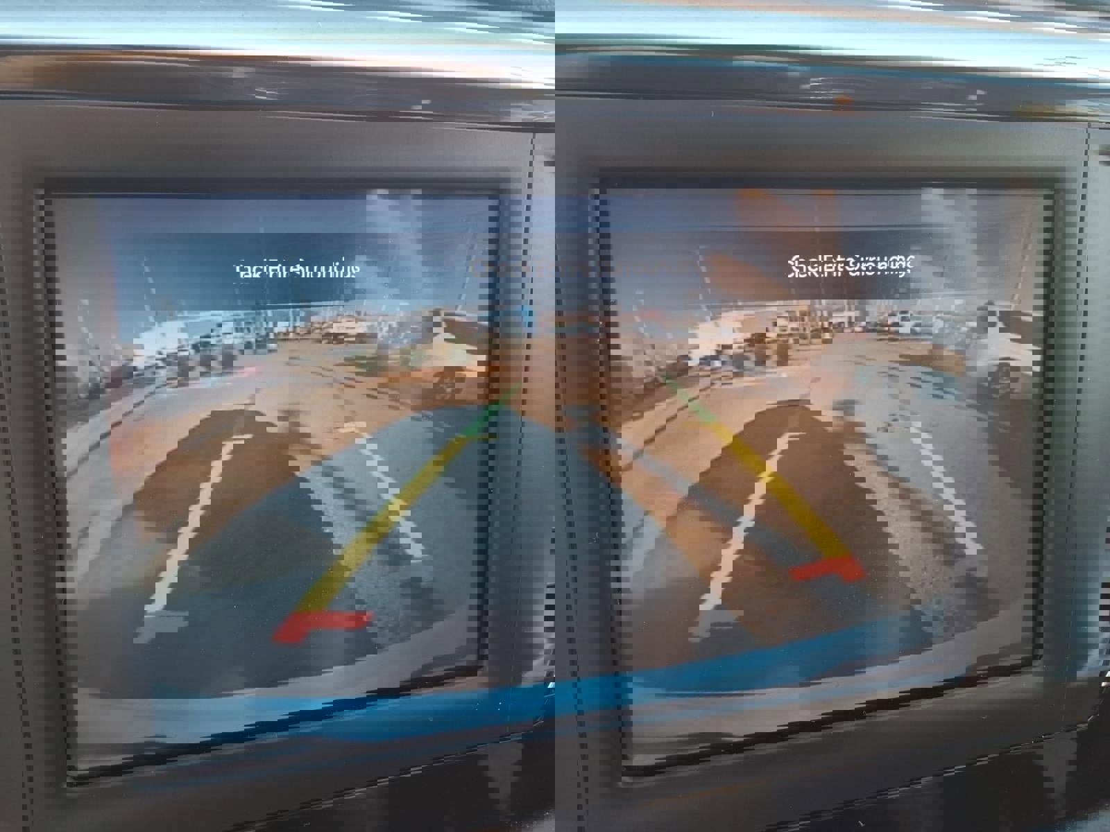 Used 2023 Chrysler Voyager LX image 12