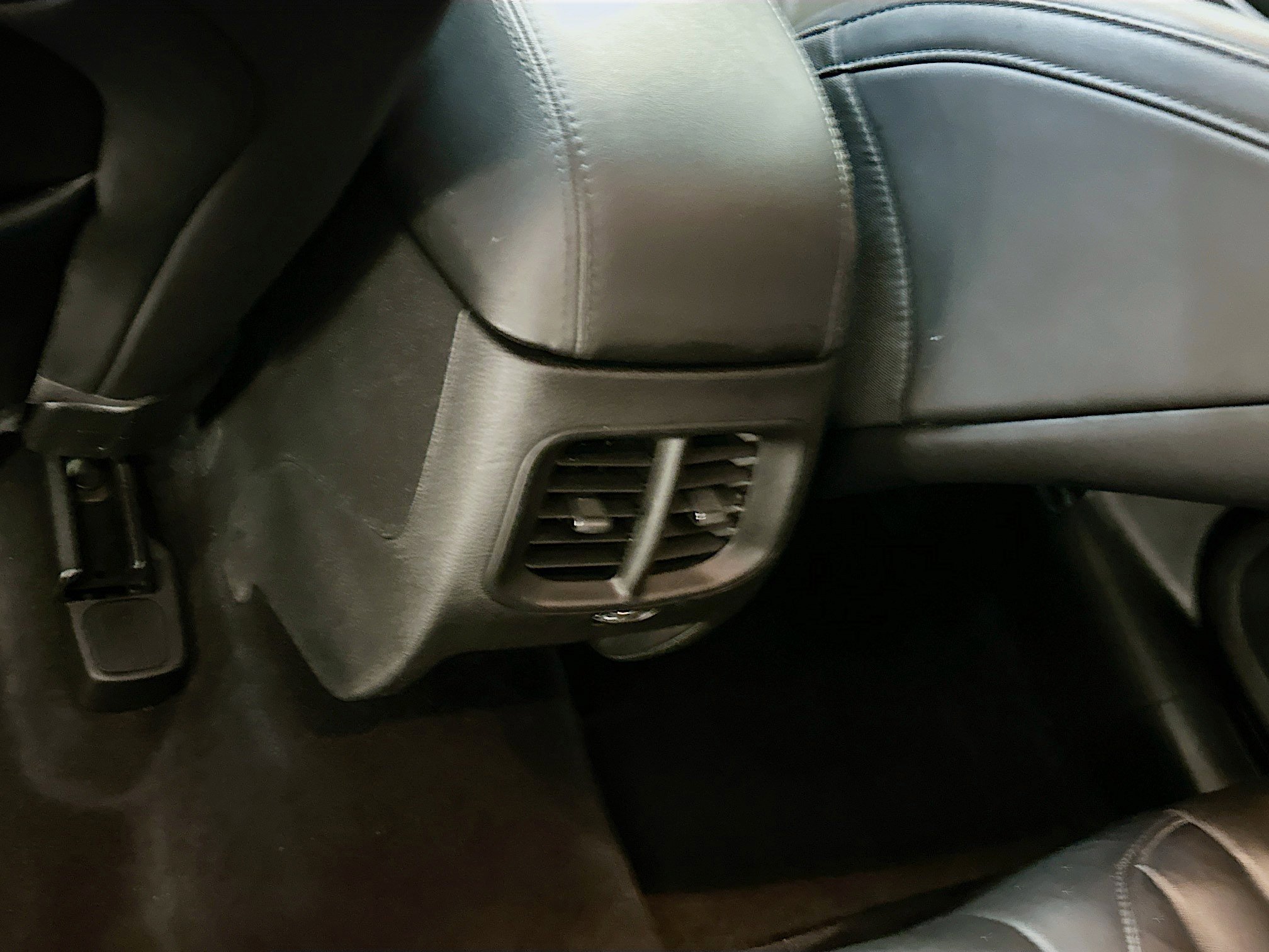 Used 2021 Jeep Cherokee Latitude Plus image 27