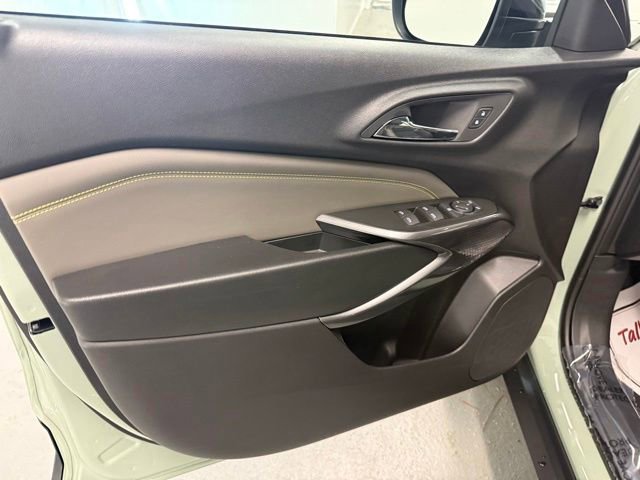 New 2026 Chevrolet Trax ACTIV w/ Sunroof Package FWD image 12