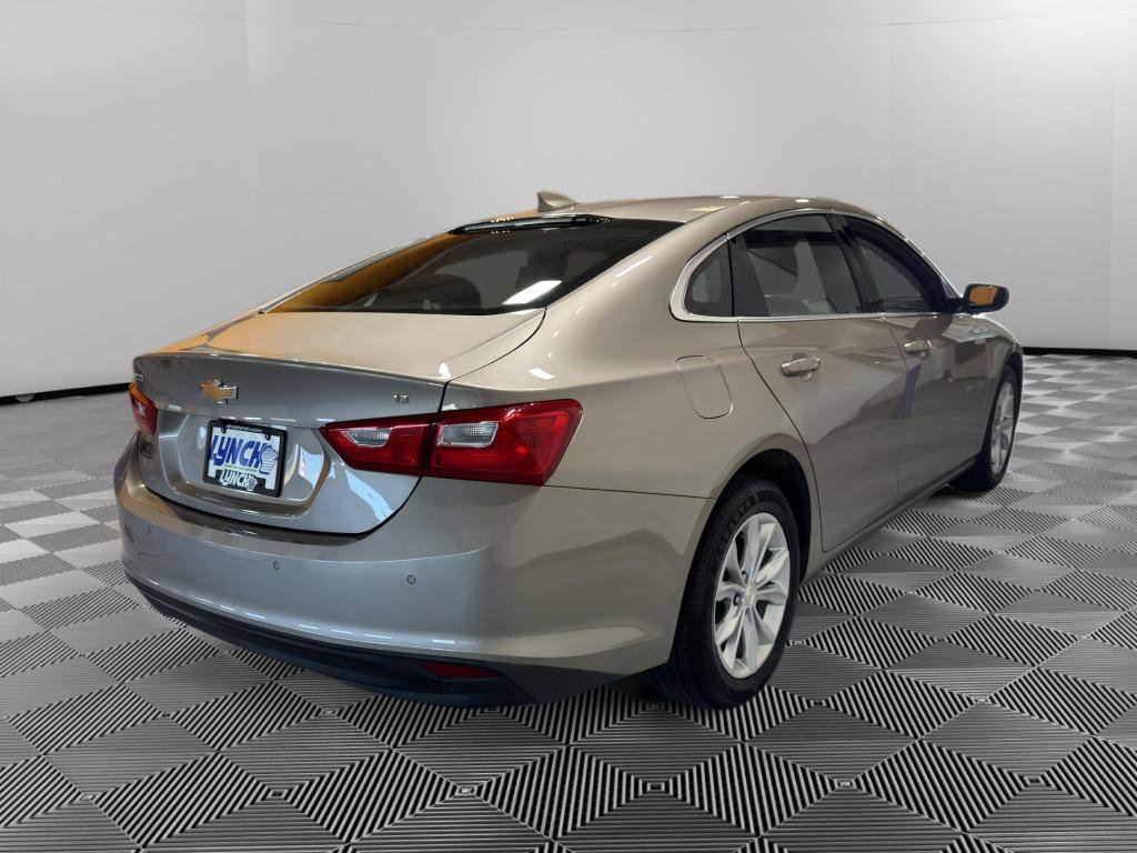 Used 2025 Chevrolet Malibu LT FWD image 5