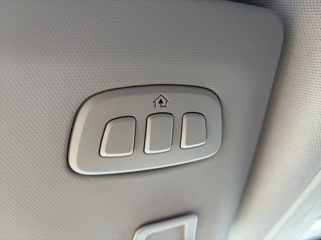 Used 2025 Ford Mustang Mach-E Select w/ Comfort Package Lite image 28