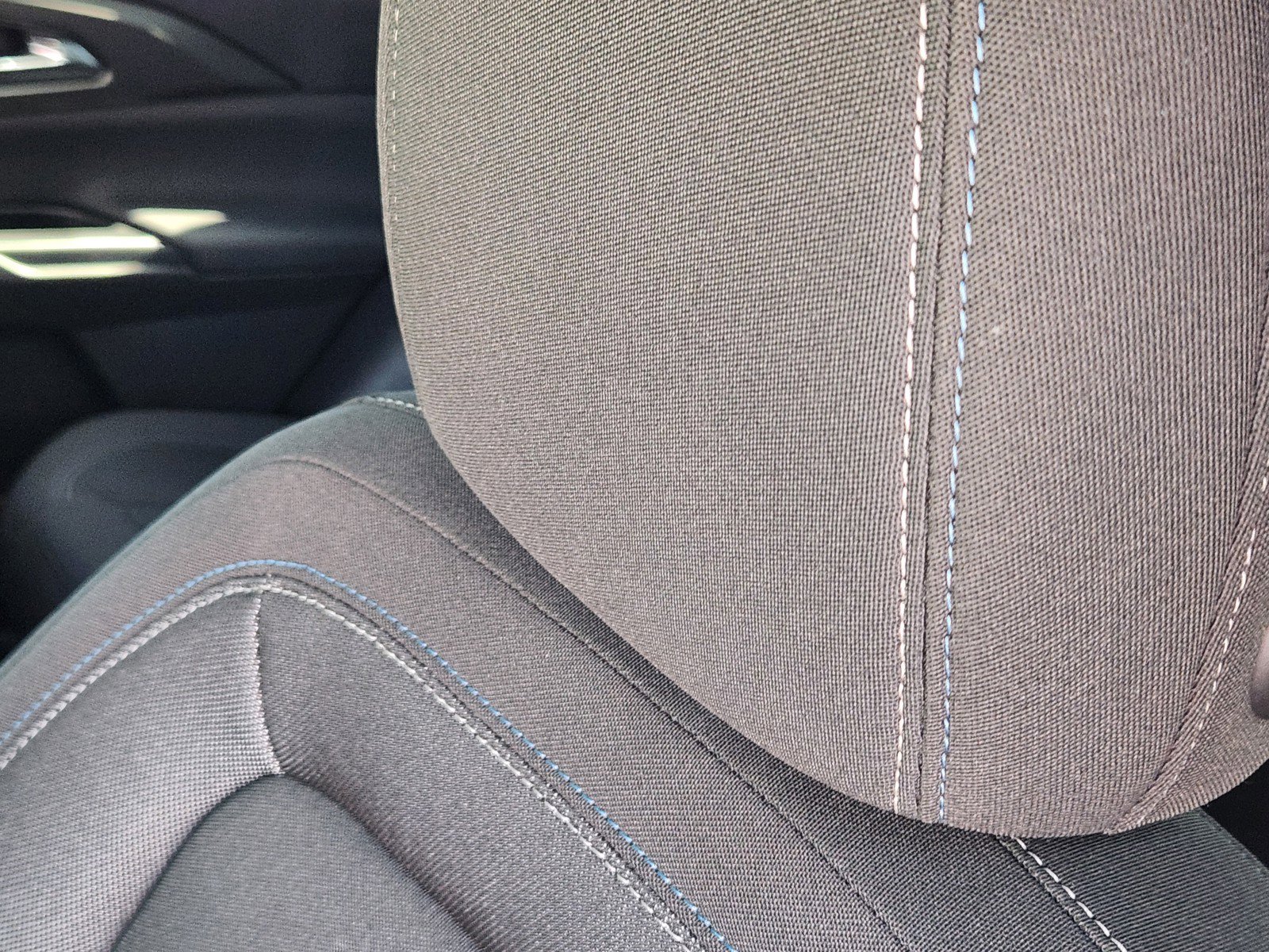 New 2026 Chevrolet Equinox EV LT w/ Comfort Package image 11