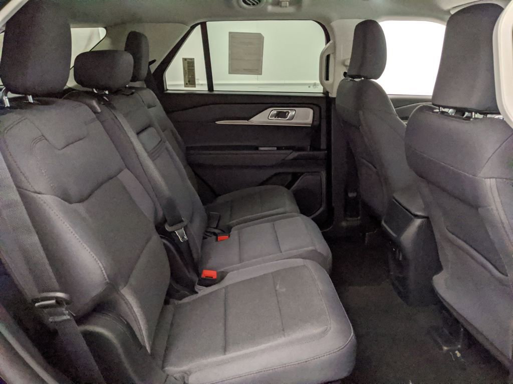 New 2025 Ford Explorer Active image 26