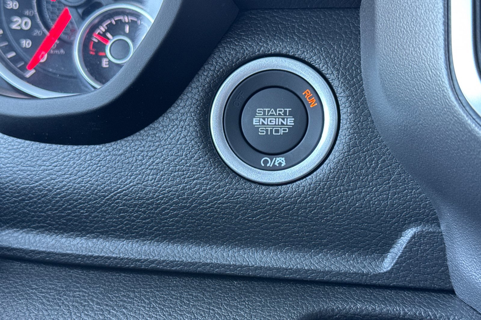 New 2026 RAM 1500 Express AWD/4WD image 20