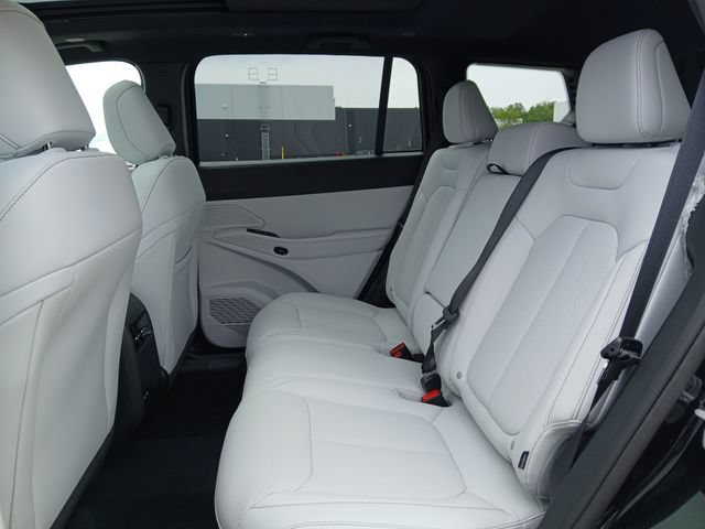 New 2026 Jeep Cherokee Limited AWD/4WD image 12