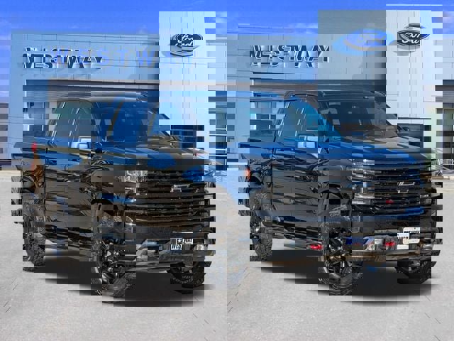 Used 2022 Chevrolet Silverado 1500 Custom Trail Boss w/ Safety Confidence Package