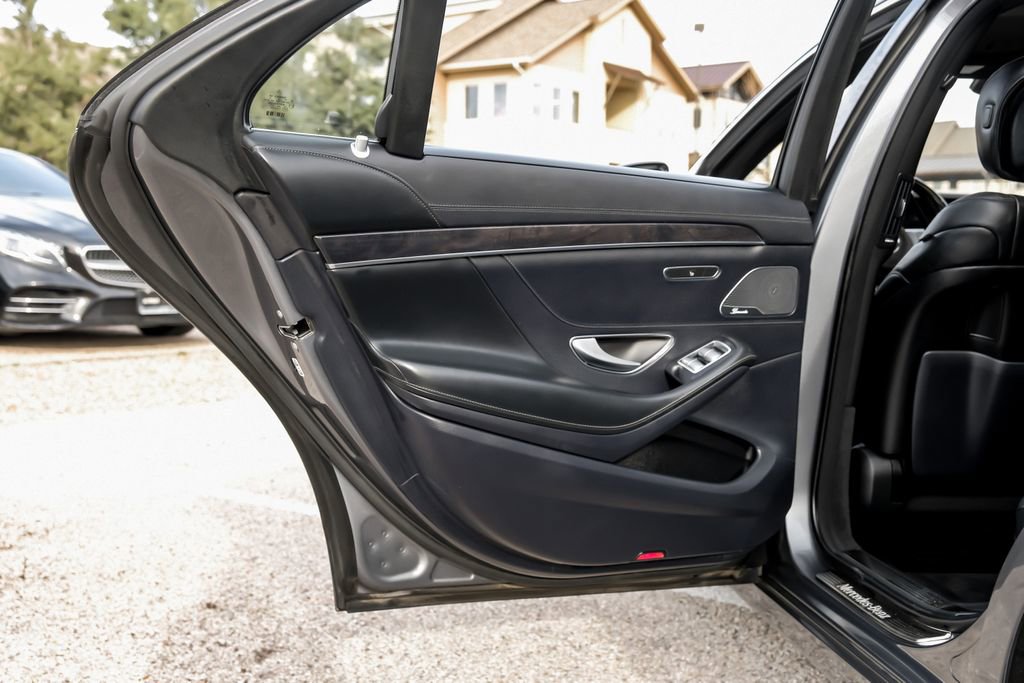 Used 2019 Mercedes-Benz S 560 4MATIC Sedan image 65