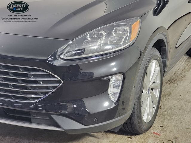 Certified 2022 Ford Escape Titanium w/ Titanium Elite Package AWD/4WD image 11