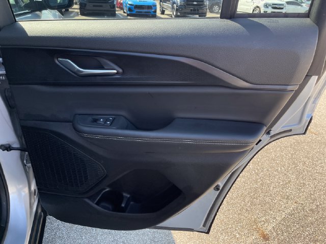 Used 2025 Jeep Grand Cherokee Altitude AWD/4WD image 31