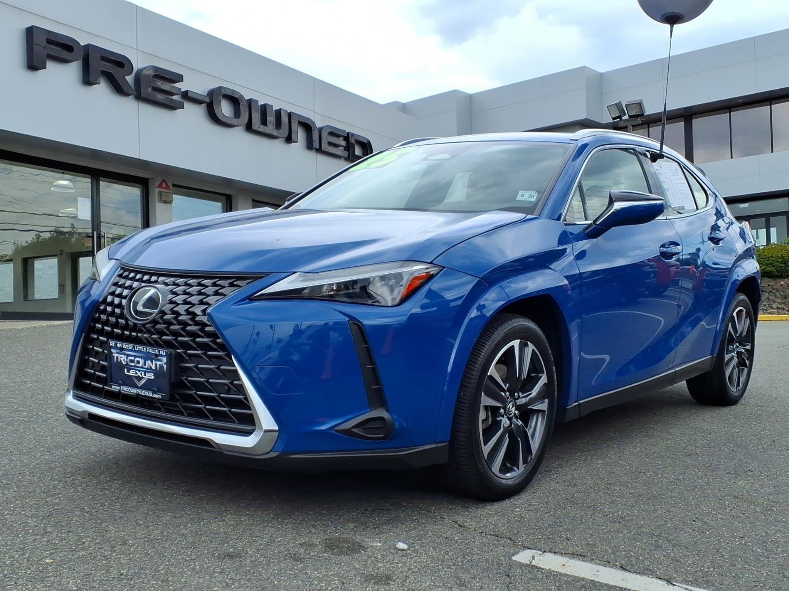 Certified 2025 Lexus UX 300h AWD w/ Accessory Package (Z1) image 3
