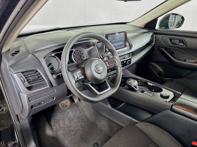 Certified 2024 Nissan Rogue S AWD/4WD image 9
