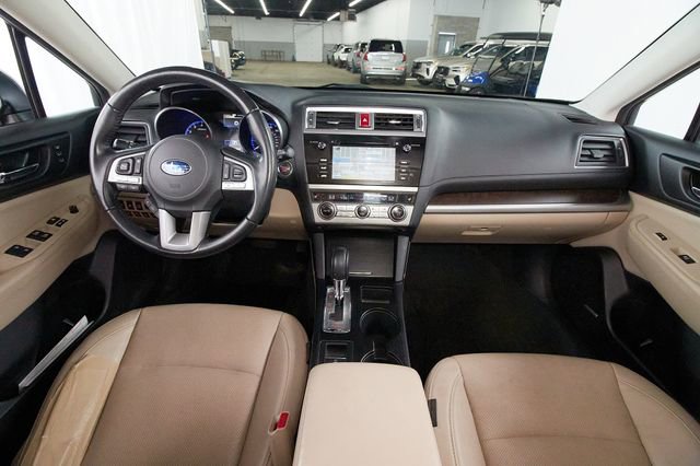 Used 2017 Subaru Outback 2.5i Limited image 6