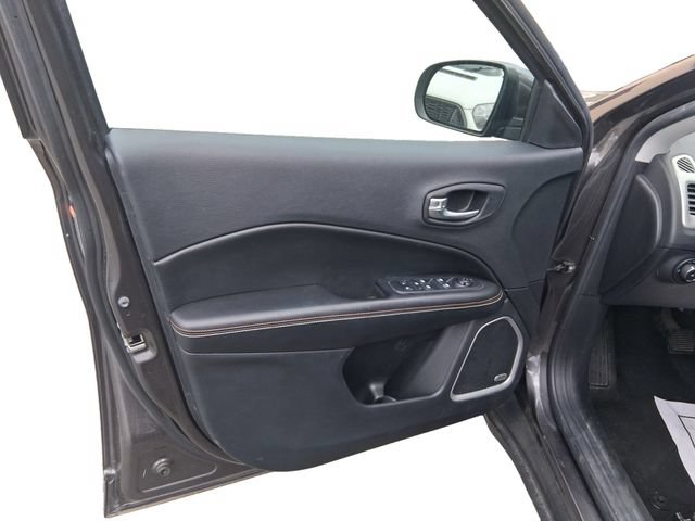 Used 2021 Jeep Compass Latitude w/ Sun and Sound Group AWD/4WD image 11