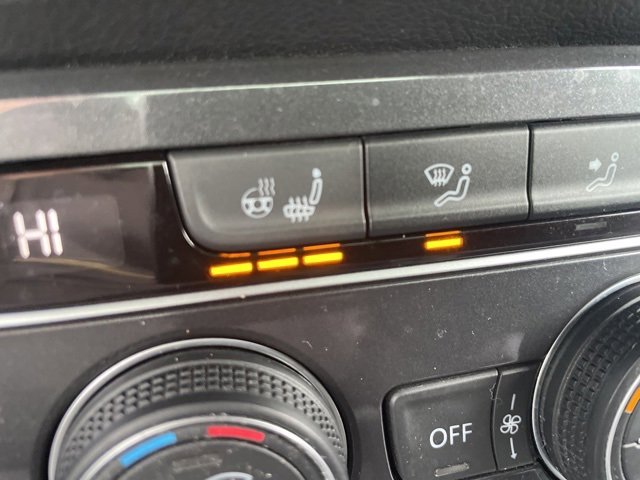 Used 2021 Volkswagen Tiguan SEL image 29