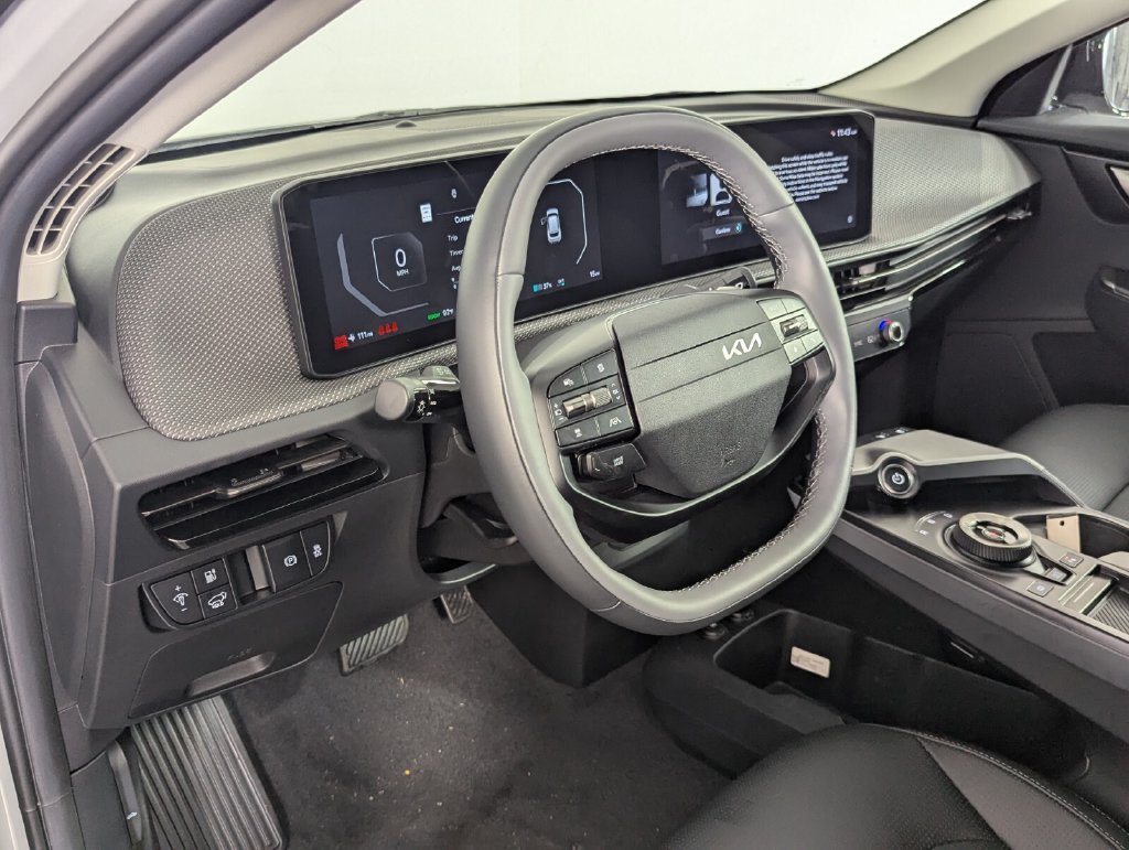 New 2026 Kia EV6 Wind RWD image 10