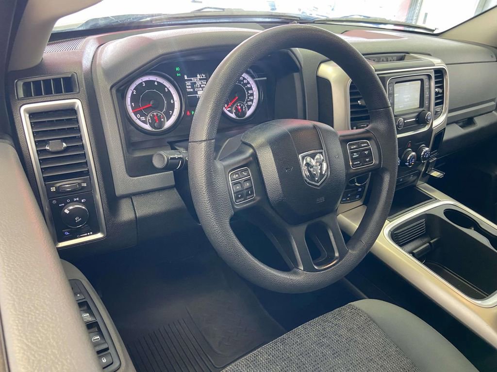 Used 2019 RAM 1500 Classic Warlock image 17