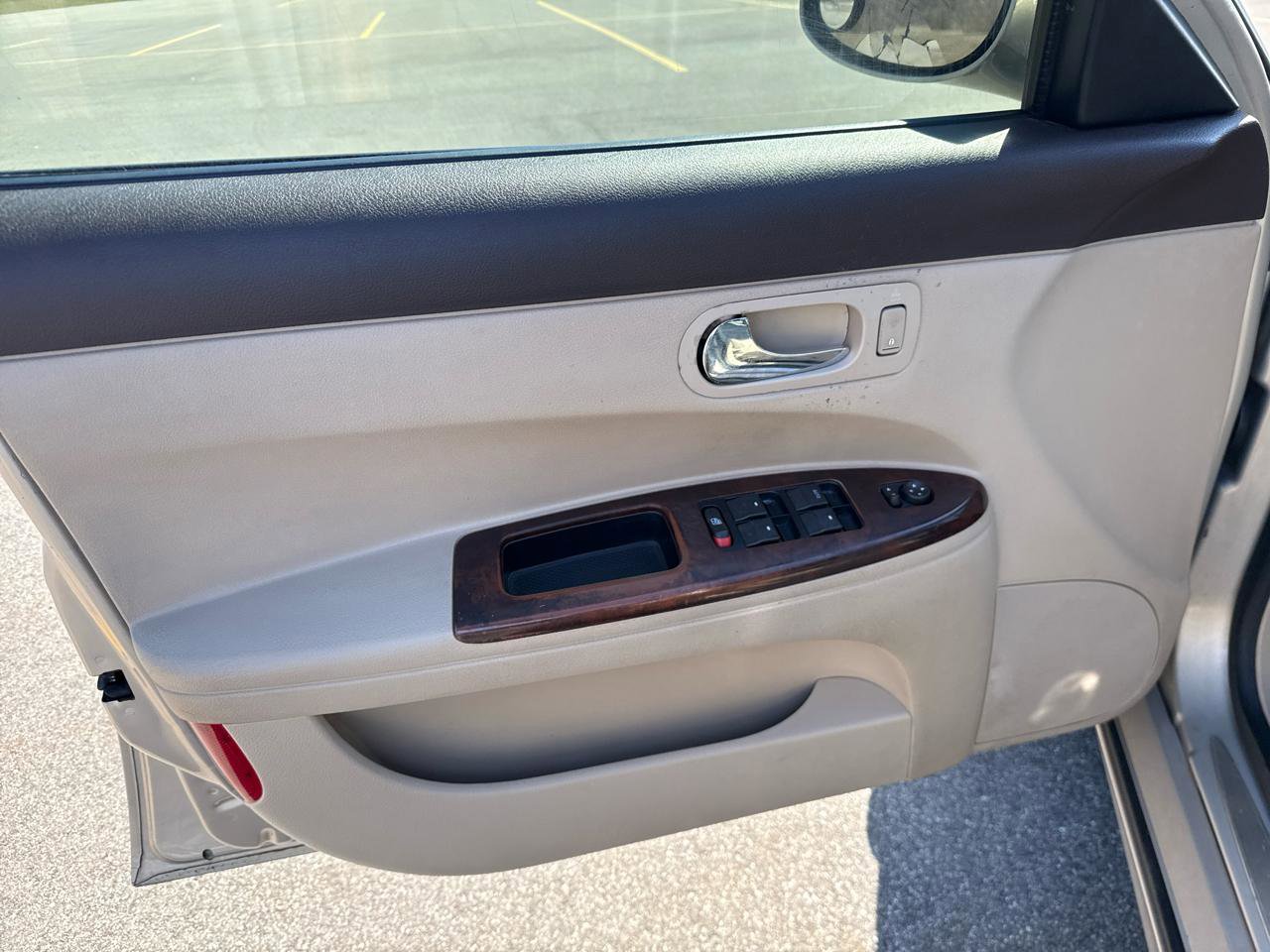Used 2009 Buick LaCrosse CXL image 13