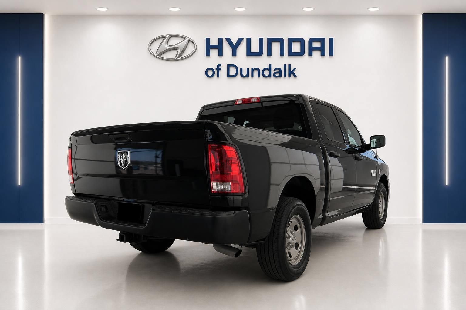 Used 2018 RAM 1500 Tradesman w/ Popular Equipment Group AWD/4WD image 4