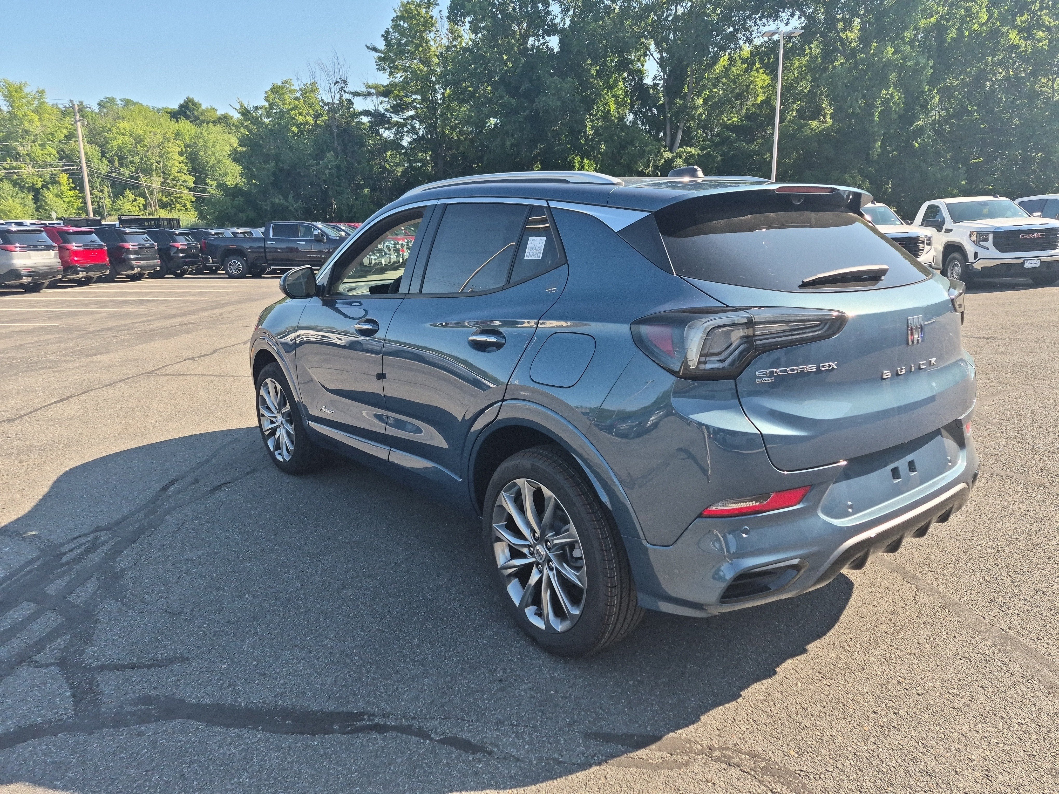 Used 2026 Buick Encore GX Avenir w/ Avenir Technology Package AWD/4WD image 15